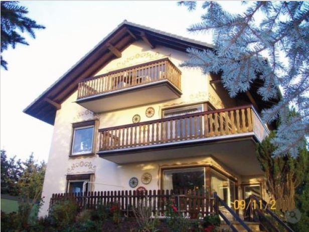 1. Haus Gartenansicht
